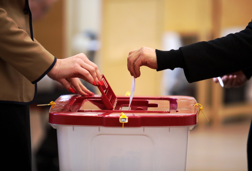 Latvijos parlamentas eina link didesnių partijų, dalyvaujančių Saeimos rinkimuose