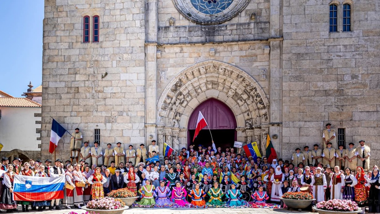 Folkloro ansamblis „Salduvė“ atstovavo Lietuvai Portugalijoje vykusiame tarptautiniame festivalyje