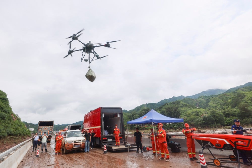 Kinijos logistikos dronai yra pasirengę perimti pasaulines rinkas