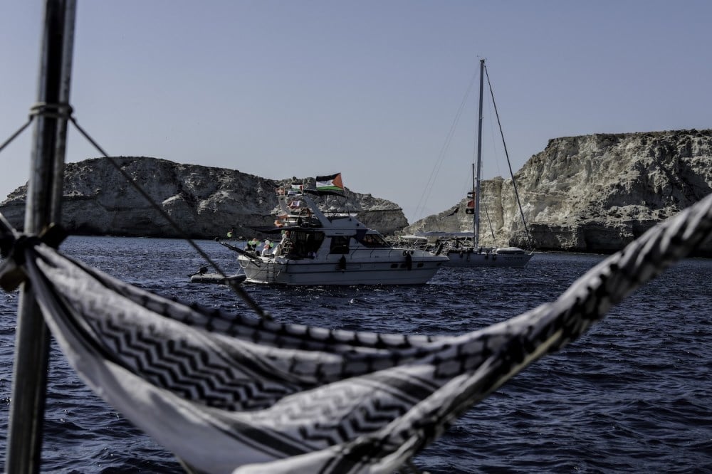 Izraelis sulaiko „Gaza Aid Flotilla“, areštuos Greta Thunberg
