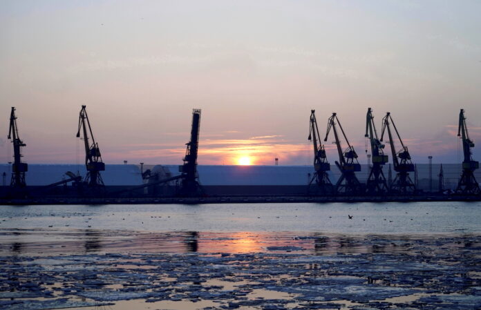 KNAB tiria galimą piktnaudžiavimą tarnyba siekiant asmeninės naudos uostų plėtros fonde