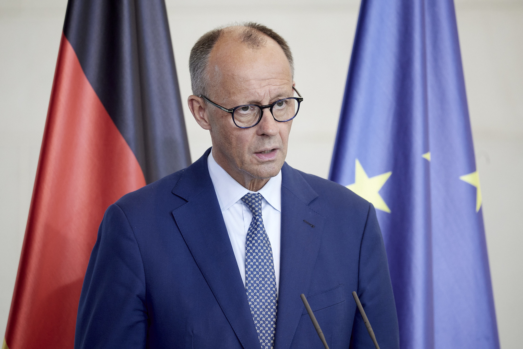 Merzas nori išsiųsti Sirijos pabėgėlius namo