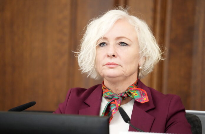 Latvijos sveikatos apsaugos sistema turi būti pasirengusi „X valandai“ ir geopolitiniams sukrėtimams, sako parlamento pirmininkas