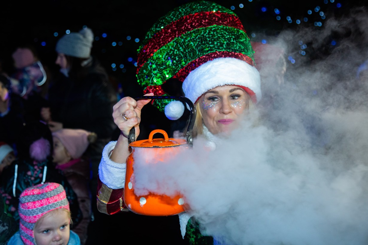 Rėkyvoje jaukus švenčių laukimo vakaras renginyje „Belaukiant Kalėdų“