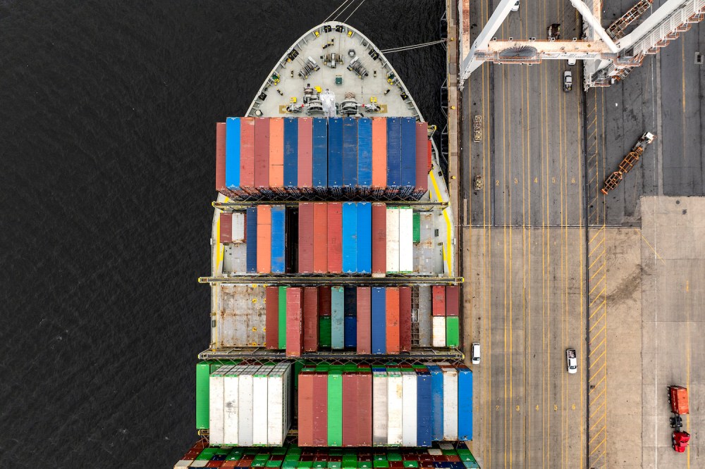 Trumpo tarifai nepadarė Amerikos ekonomikos vėl puikia