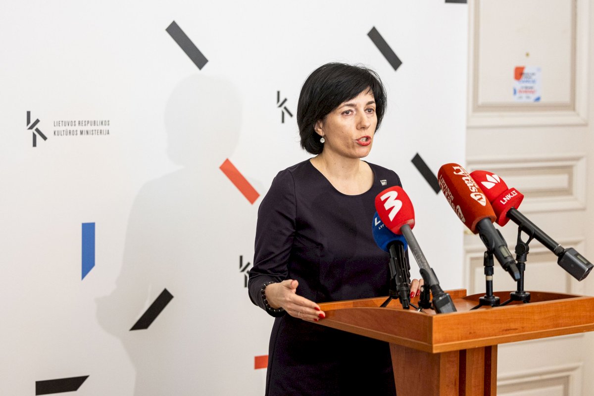 Ministrė po susitikimo su A. Valotka: bus atliekamas tyrimas